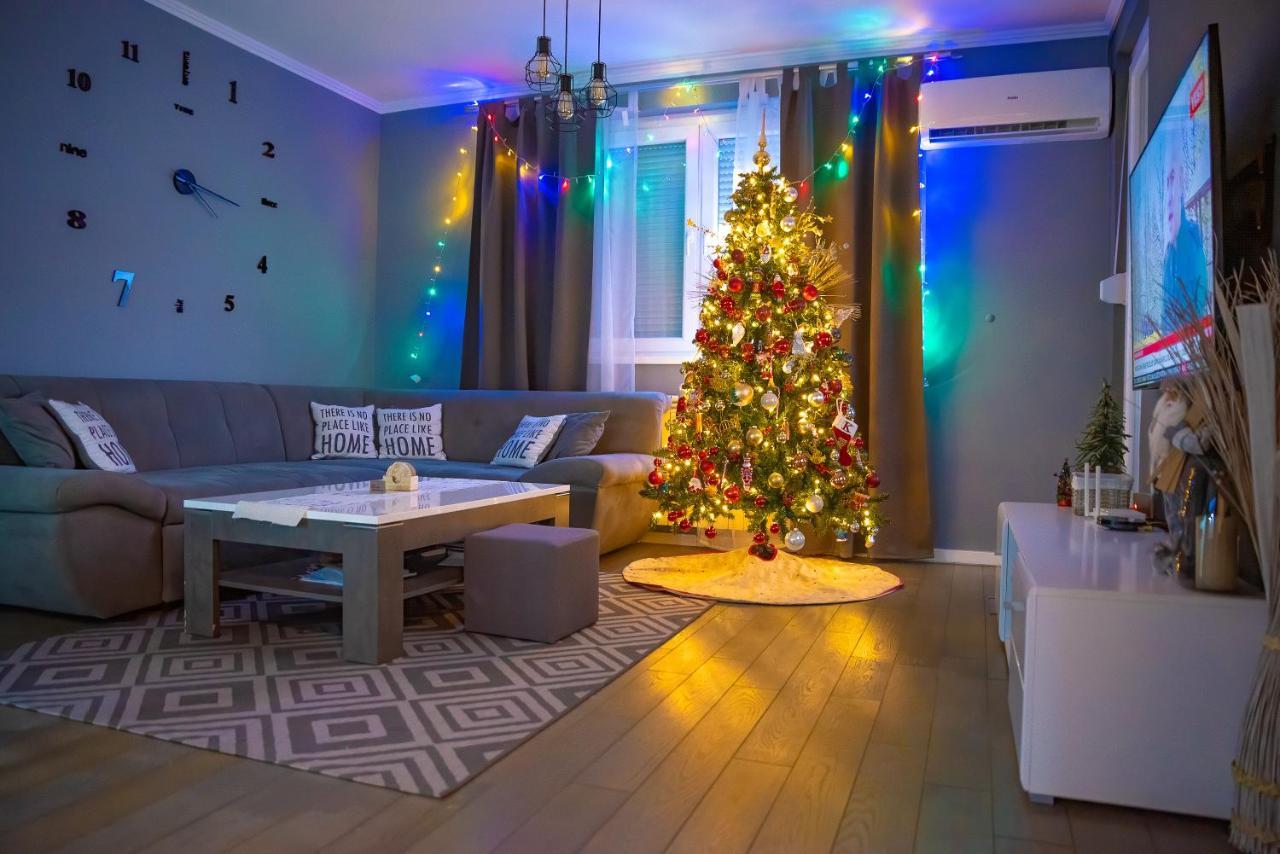 Athena Apartman Lukavica Exterior foto